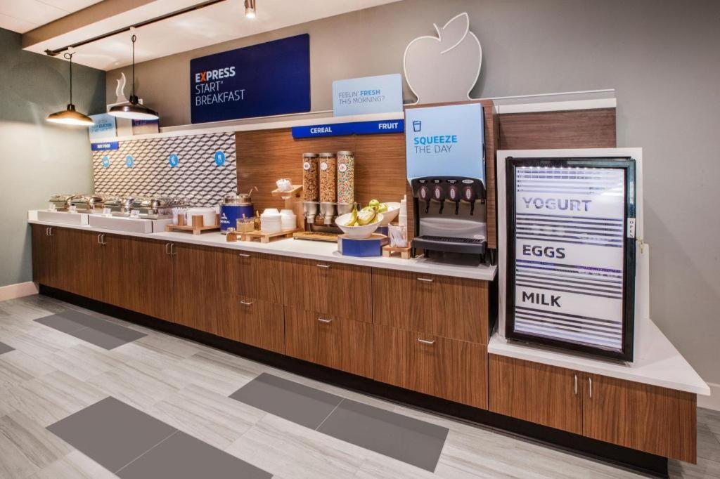 Holiday Inn Express Hotel & Suites Grand Island By Ihg Kültér fotó